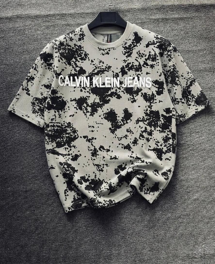 DROP SHOULDER T-SHIRT